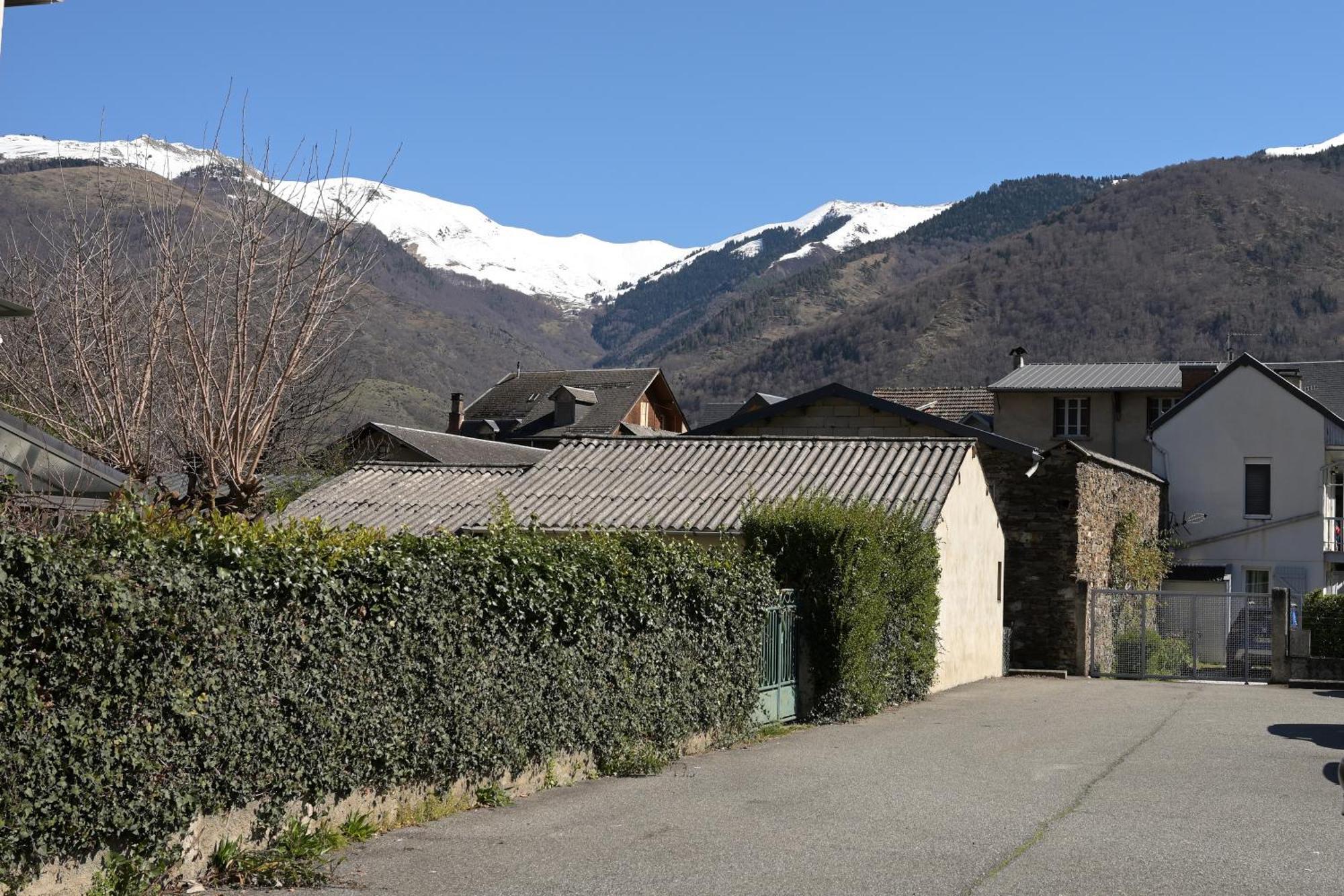 Les Rosiers Villa Bagneres-de-Luchon Bagian luar foto